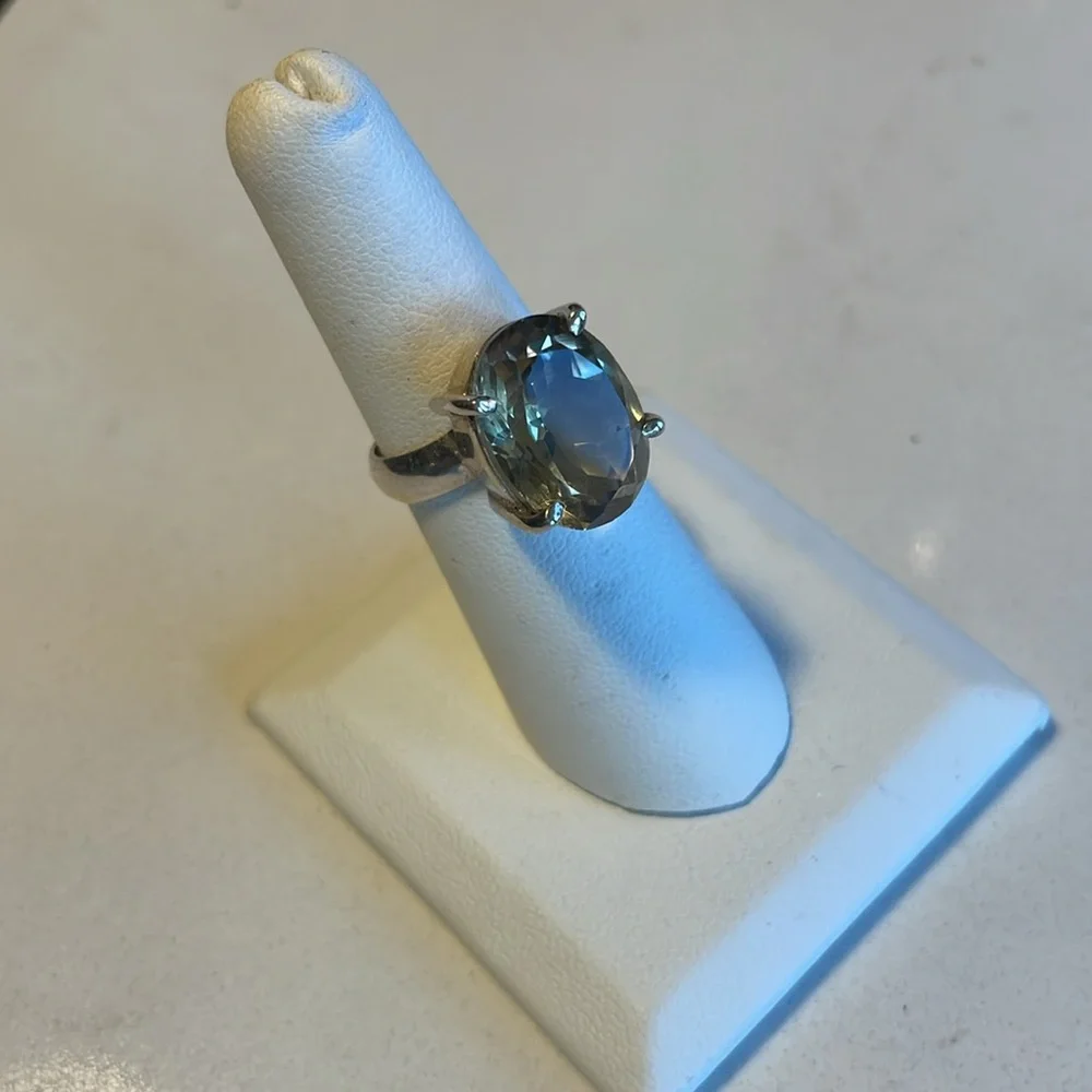 Sterling Silver Ring W A Gorgeous Faceted Topaz, Stunning, Sparkle!11.2 grams